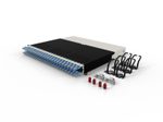 Patchbox patchbox.one Kabeleinzugssystem 8RU/UTP (0,8 m) mit 24 Kassetten, Patchkabel Cat. 6a, U/UTP, PoE++, Kabel blau