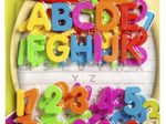 ALLboards Buchstaben und Zahlen Magnete farbsortiert